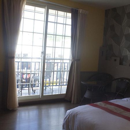 Wen-Feng House B&B Kenting Esterno foto
